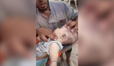 Gazze’de minik canı kurtarmak için zamanla yarıştı | Video