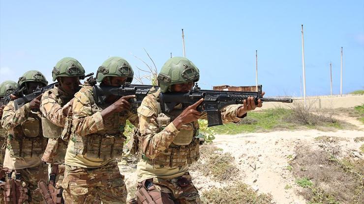 TÜRKSOM Askeri Eğitim Üssü: Somali’de barış ve istikrarın destekçisi – Son Dakika Dünya Haberleri CNN Türk