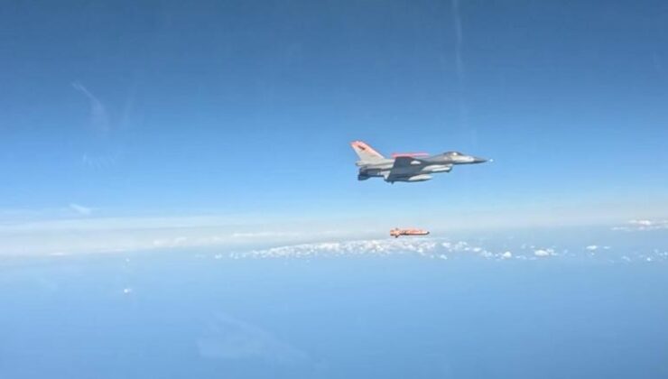 Milli seyir füzesi SOM-J atış testini başarıyla tamamladı! Radar sistemlerinden kaçıyor, hedefi tam isabetle vuruyor: Bakan Kacır paylaştı…