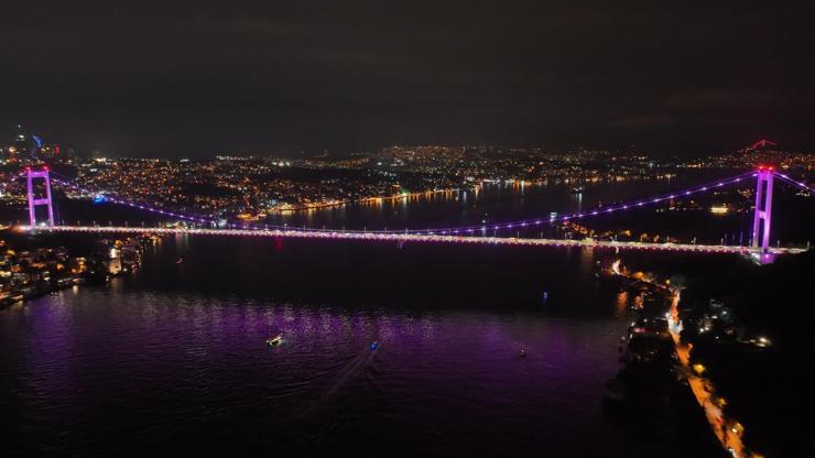 Meme kanseri farkındalığı! İstanbul’da iki köprü pembe renkle aydınlatıldı – CNN TÜRK Haberler