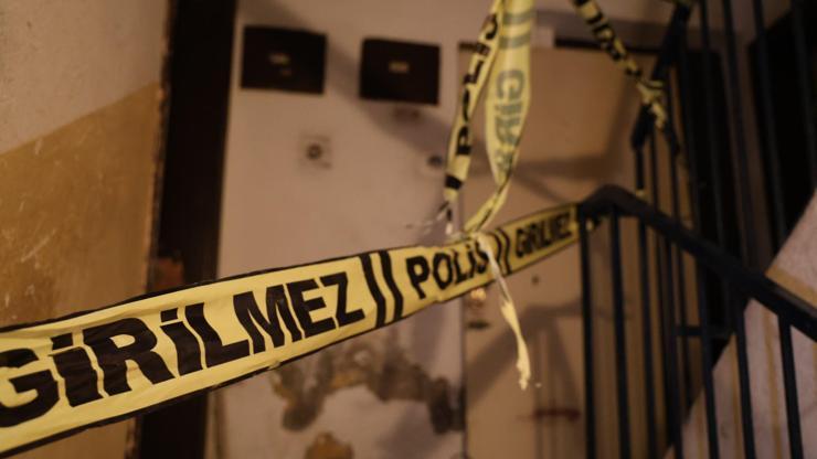 Nevşehir’de tüyler ürperten olay: Annesinin cesediyle 1 ay yaşadı! Yeğeni ziyarete gelince korkunç gerçek ortaya çıktı – Son Dakika Haberler CNN Türk