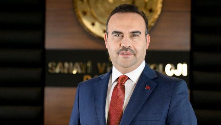 BOZDOĞAN ve GÖKDOĞANdan gökyüzünde tam isabet! Bakan Kacır: Gök Vatan’ın sarsılmaz iki pençesi – CNN Türk Haberler Son Dakika | Video