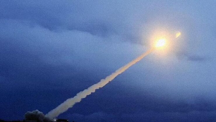 Rusya’nın Yeni Füzesi: Fırtına Kuşu | Putin Ukrayna’yı bu füzeyle mi vuracak? | Video