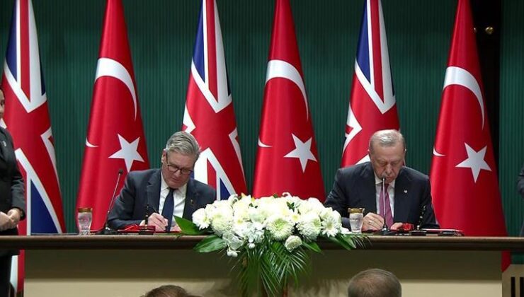 İngiliz Başbakan Eurofighter tesisinde – Dünya Haberleri CNN TÜRK | Video