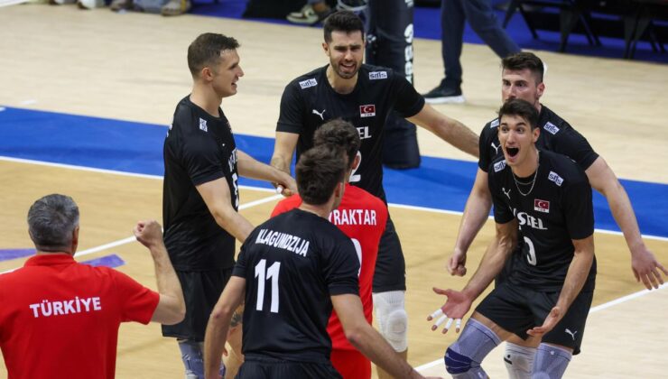 A Milli Erkek Voleybol Takımı'nın son 16 turundaki rakibi Hollanda oldu