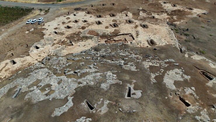 Tharsa Antik Kenti’nde 8 oda mezarı bulundu