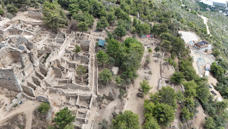 Syedra Antik Kenti’nde 1800 yıllık stadyum bulundu