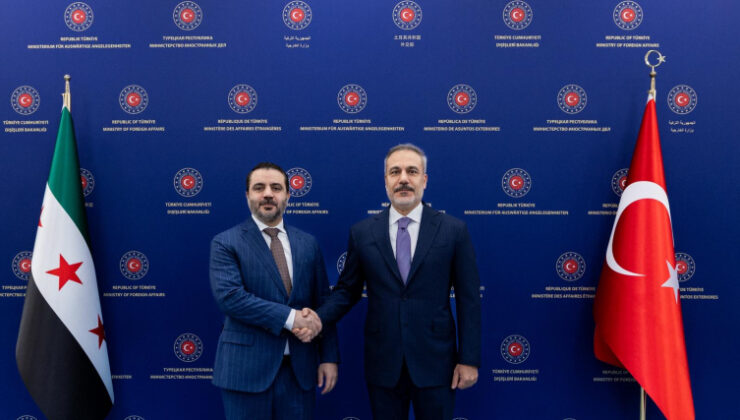 Ankara'da TürkiyeSuriye güvenlik zirvesi yapıldı