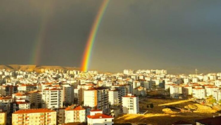 Elazığ’da gökkuşağı görsel şölen oluşturdu