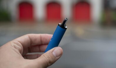 Gençlere yeni nesil saldırı: Elektronik sigara
