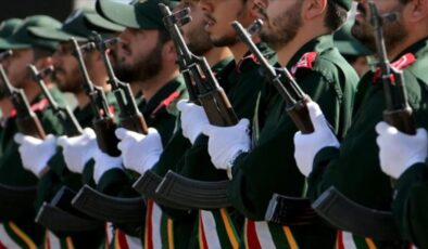 İran Devrim Muhafızları Ordusu: Düşman saldırısı tekrarlanırsa savaş bölgenin ötesine uzanır
