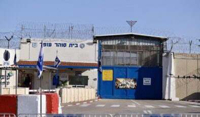 Filistinli esir, İsrail hapishanelerindeki kötü muameleyi anlattı