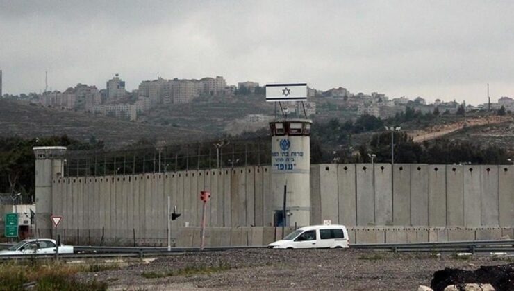 Soykırımcı İsrail’in hapishanesinde Filistinli bir tutuklu “şüpheli koşullar” altında hayatını kaybetti