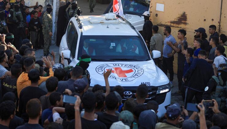 Hamas: Elimizdeki tüm canlı esirleri ve ulaşabildiğimiz cenazeleri teslim ettik