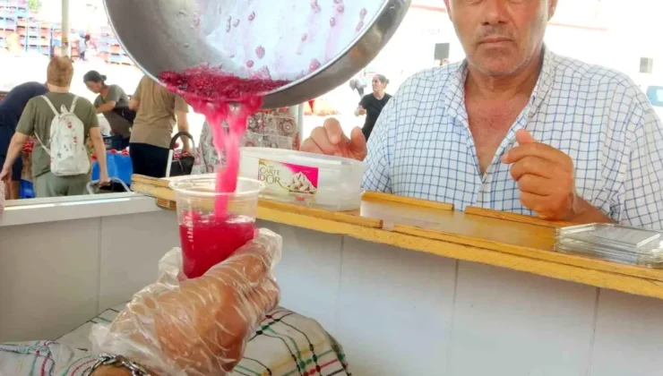 Muğla’da Vatandaşlar Kar Helvasıyla Serinliyor