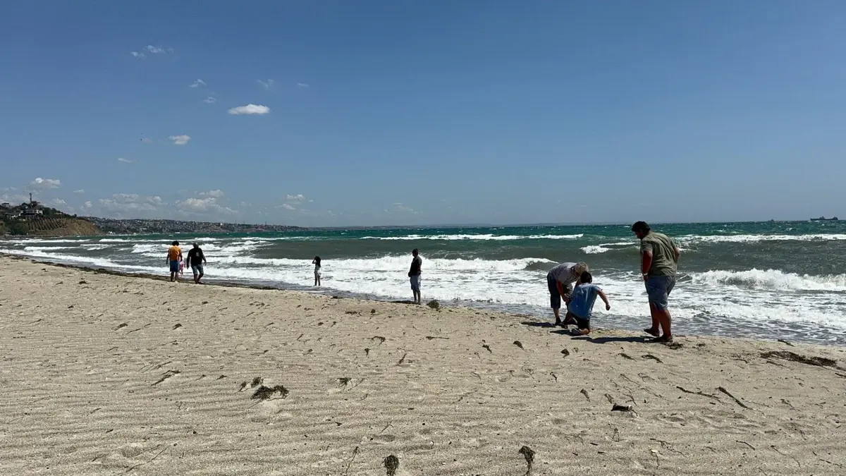 Karadeniz’de Denize Giriş Yasaklandı