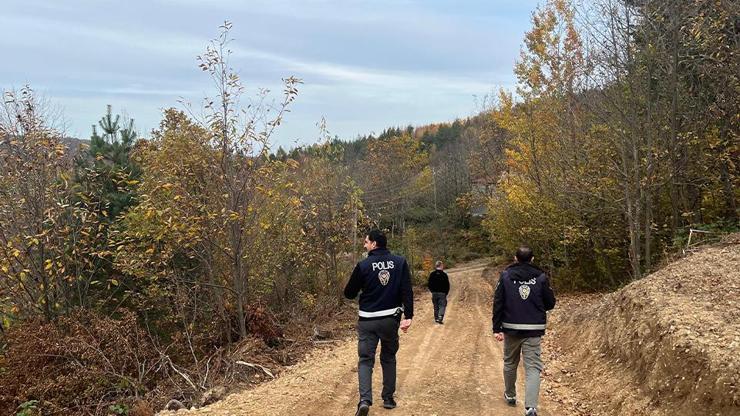2 gündür haber alınamıyor: Anne Huriye ve oğlu Osman nerede? Kastamonu’da ekipler seferber oldu – CNN TÜRK Haberler