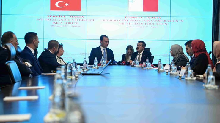 Türkiye ile Malta arasında eğitimde iş birliği protokolü imzalandı – Dünyadan Haberler CNN Türk