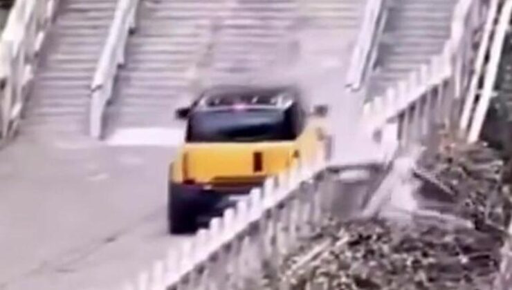 İddialı otomobil testi ters tepti! Tianmen Dağındaki merdivenleri tırmanırken, tarihi yapıya zarar verdi… – Son Dakika Dünya Haberleri CNN Türk | Video