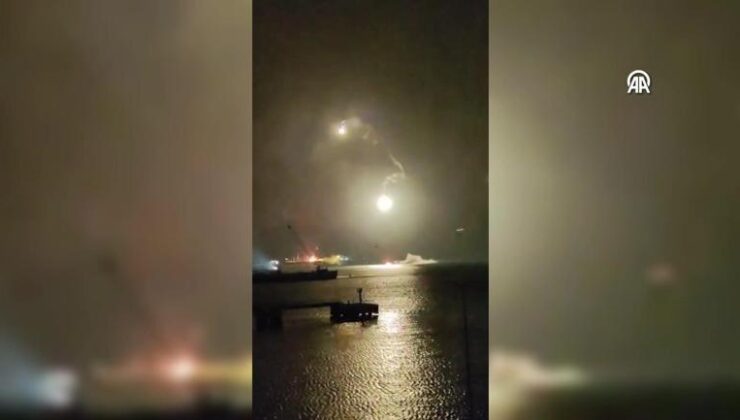 Rusyadaki liman alev alev! Ukrayna İHAları böyle vurdu: Görüntüler ortaya çıktı – Dünyadan Haberler CNN Türk | Video