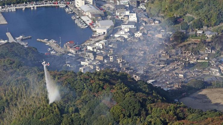 Japonya’da büyük yangın: Liman çevresindeki 170’ten fazla bina hasar gördü – Dünya Haberleri CNN TÜRK