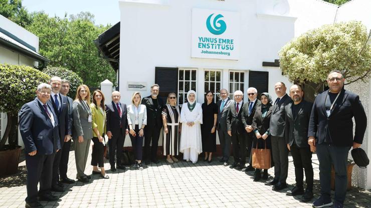 Emine Erdoğan, Güney Afrika’da Yunus Emre Enstitüsünü ziyaret etti – Dünya Haberleri CNN TÜRK