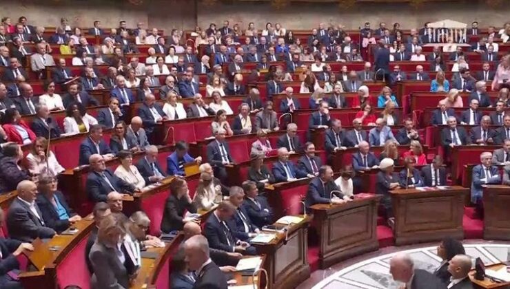 Fransa bütçe kriziyle kilitlendi – Dünyadan Haberler CNN Türk | Video