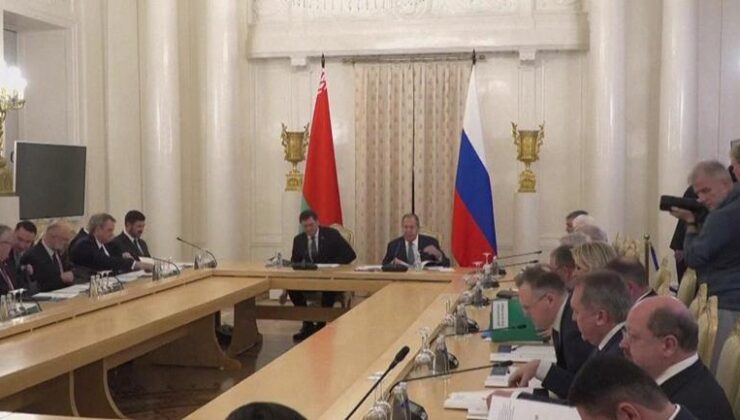 Putin’in beğendiği plan değişti! Sergey Lavrov: Belirli ifadeler için görüşmeye hazırız – Dünyadan Haberler CNN Türk | Video