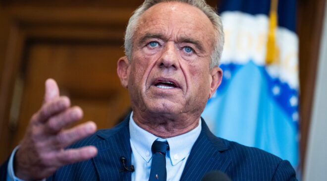 RFK Jr., Aşı Çalışmasının Geri Çekilmesini İstedi – Dergi Hayır Dedi