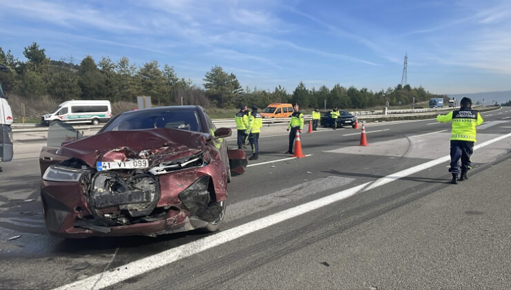 Anadolu Otoyolu'nda iki otomobil çarpıştı: 1 ölü