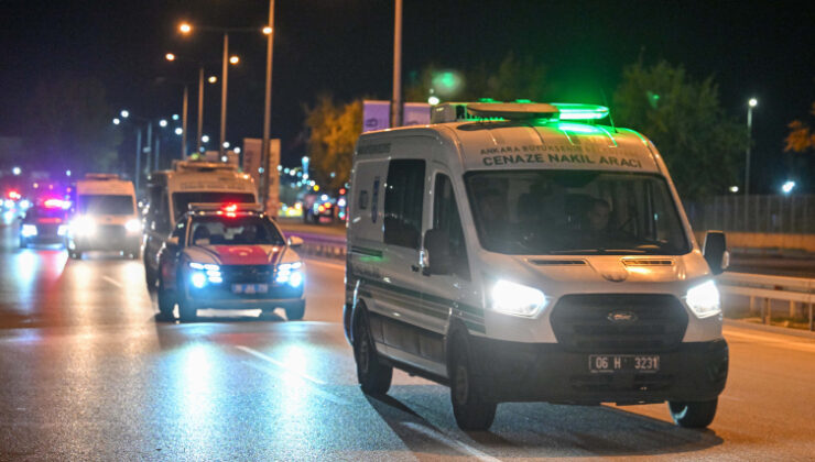 Şehitlerimizin naaşlarını taşıyan uçak Ankara’ya getirildi
