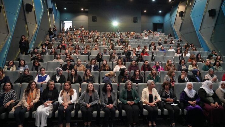 Diyarbakır’da ‘Kadın Kentlerine Doğru’ buluşması düzenlendi