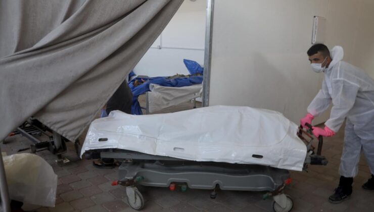 Katil İsrail'in Gazze'ye saldırılarında can kaybı 70 bin 100'e yükseldi