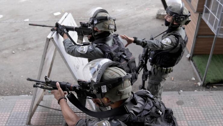 Katil İsrail ordusu, Kudüs’ün kuzeyinde 1’i çocuk 2 Filistinliyi öldürdü