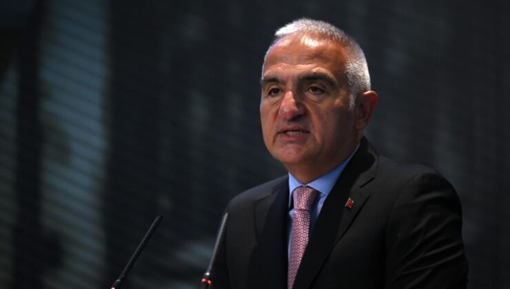 Bakan Ersoy: Yıl sonu 64 milyar dolarlık turizm geliri hedefine emin adımlarla ilerliyoruz