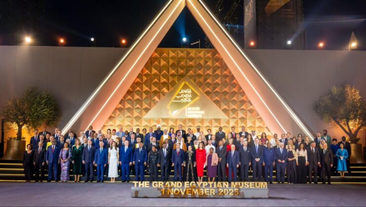 Bakan Ersoy, Büyük Mısır Müzesi'nin açılış törenine katıldı