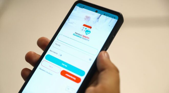 Raporunu yenilemeyen 6,6 milyon için MHRS hatırlatması