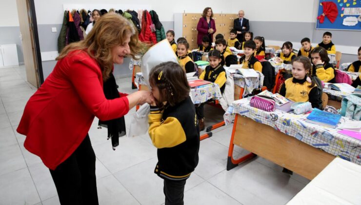 Öğretmenler Günü Hatıran Yeter temasıyla kutlanacak