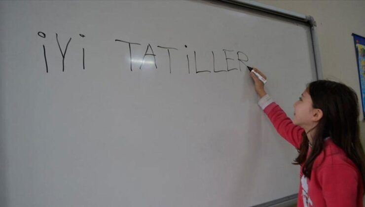 Yarıyıl tatili için 'karne zili' 16 Ocak'ta çalacak