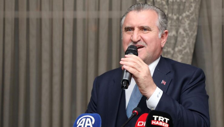 Bakan Bak: İstanbulda amatör futbol kulüplerinin tesisleşmesine çok büyük yatırım yapacağız