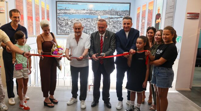 Uşak’ta Devrim Erbil Sanat Köşesi Açıldı