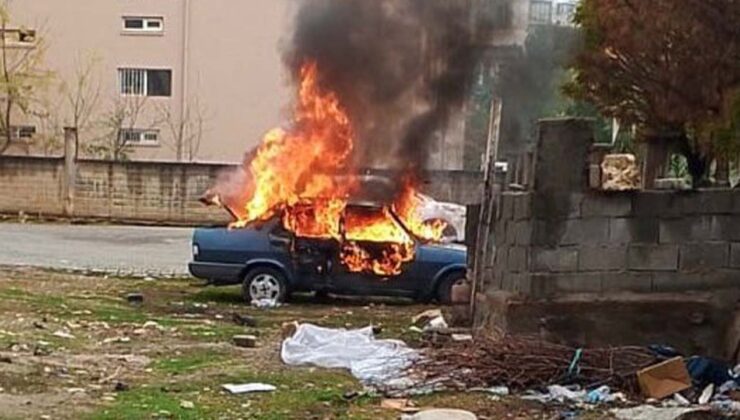 Siirt’te araç alev topuna döndü