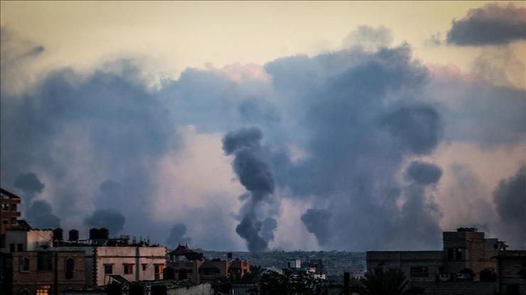 İsrail, Gazze’nin güneyini vurdu: Helikopterden ateş açıldı! – Son Dakika Dünya Haberleri CNN Türk