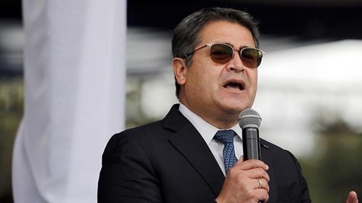 Trump, uyuşturucu mahkumu eski başkan için af çıkardı – Dünya Haberleri CNN TÜRK