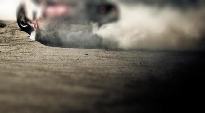 İzmir'de drift atan 2 sürücüye 138 bin lira ceza