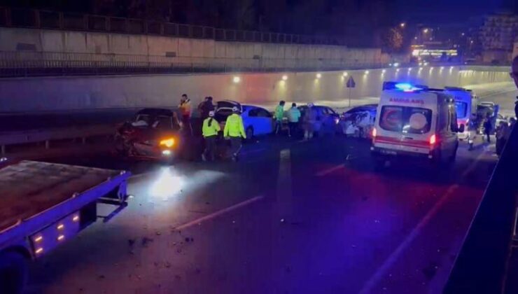 İstanbul’da 7 araç birbirine girdi: 7 yaralı – CNN TÜRK Haberler | Video