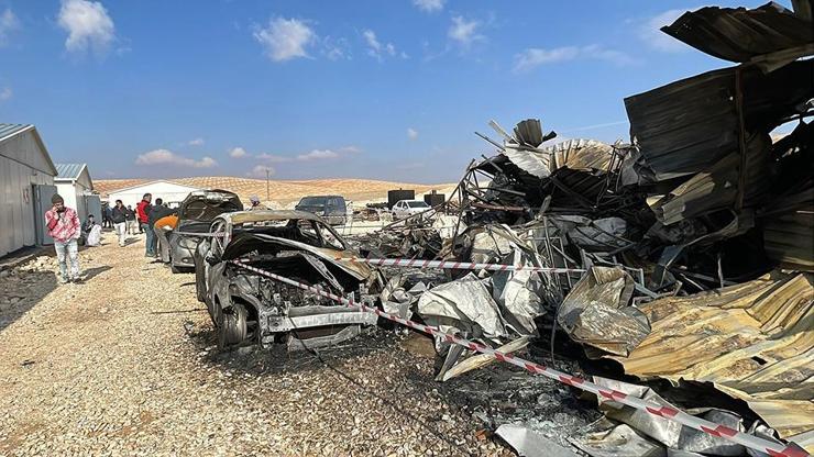 Şanlıurfa’da korku dolu dakikalar: 4 araç kül oldu – CNN TÜRK Haberler