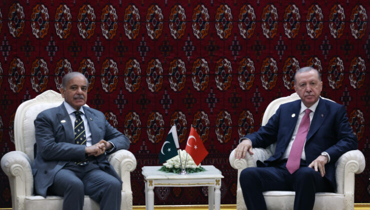 Cumhurbaşkanı Erdoğan'dan Türkmenistan'da diplomasi trafiği