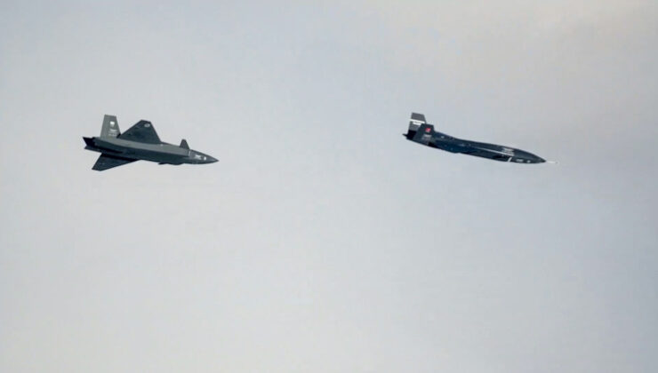 Dünyada örneği yok: KIZILELMAnın kol uçuşu neden önemli?