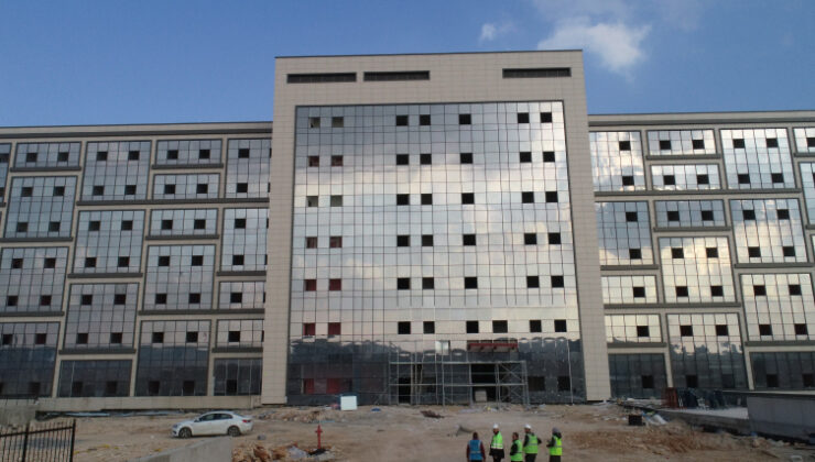 Hızla yükselen Mardin Şehir Hastanesinde sona gelindi